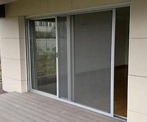 Sinekliklerin özel koku veya kimyasal içerip içermediği önemli midir?